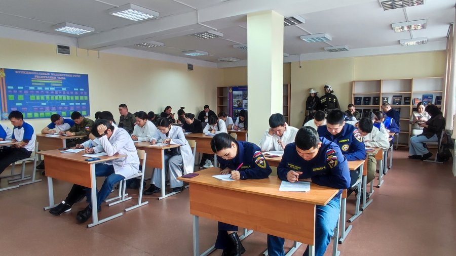 Студенты Медколледжа Тувы оказались лучшими в оказании помощи пострадавшим при ЧС