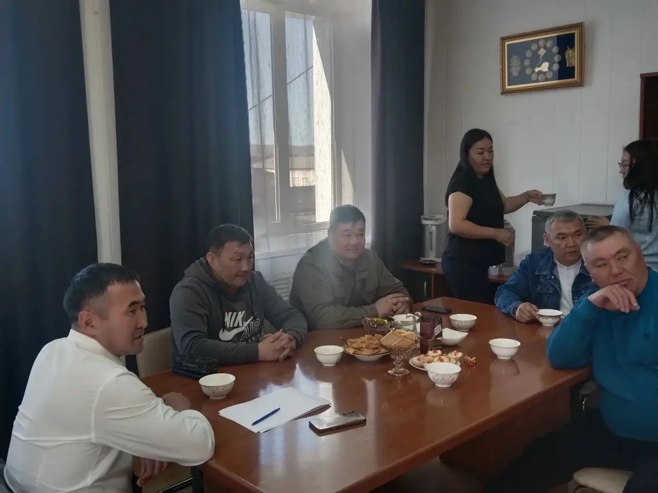 В Дзун-Хемчикском районе прошло выездное совещание, посвящённое организации и проведению Республиканских соревнований по конным скачкам на призыКаа-Хемского и Пий-Хемского кожуунов, который пройдет уже совсем скоро 25 апреля В Дзун-Хемчикском районе прошло выездное совещание, посвящённое организации и проведению Республиканских соревнований по конным скачкам на призыКаа-Хемского и Пий-Хемского кожуунов, который пройдет уже совсем скоро 25 апреля