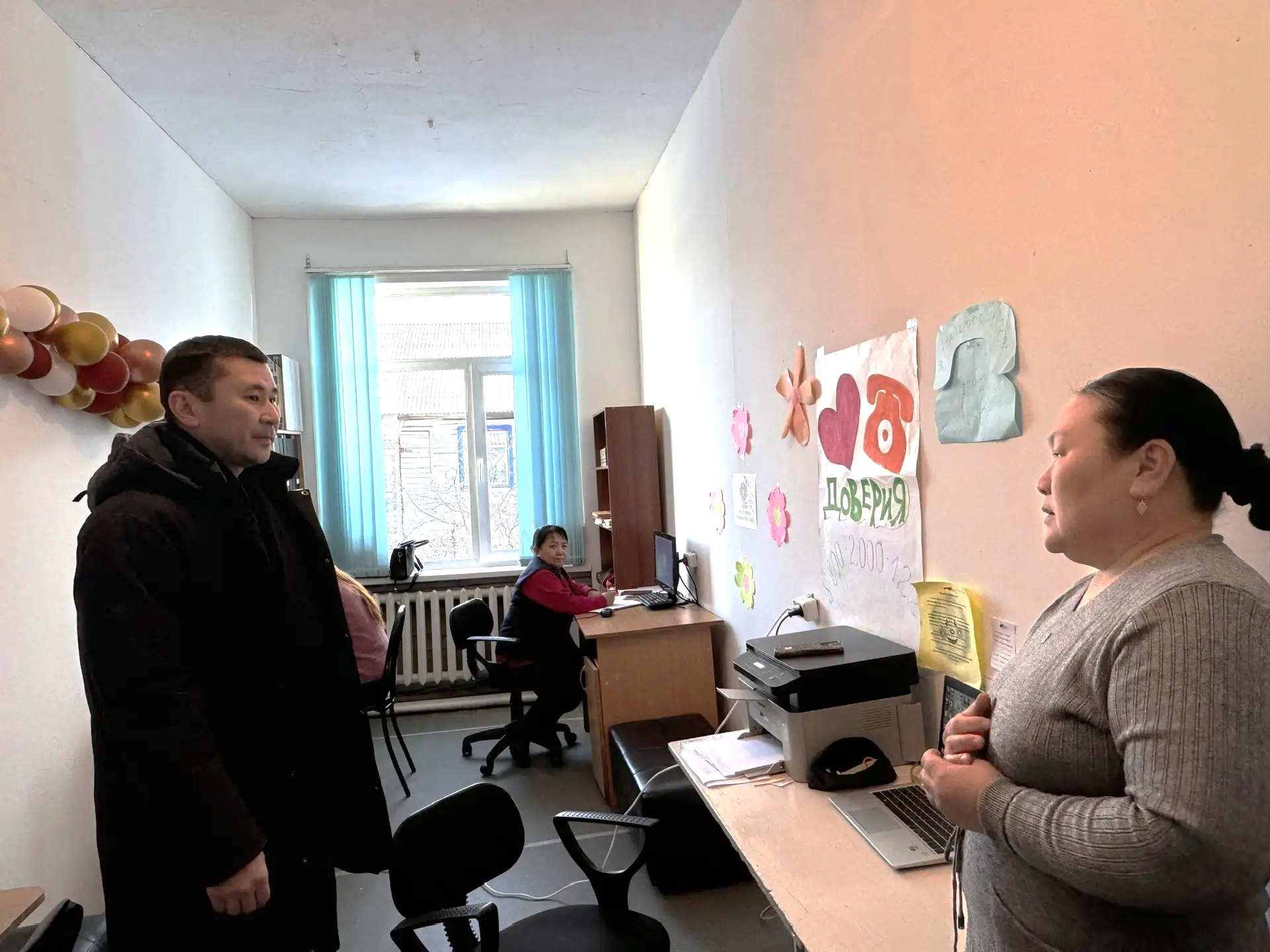 С рабочим визитом посетил МБОУ СОШ с