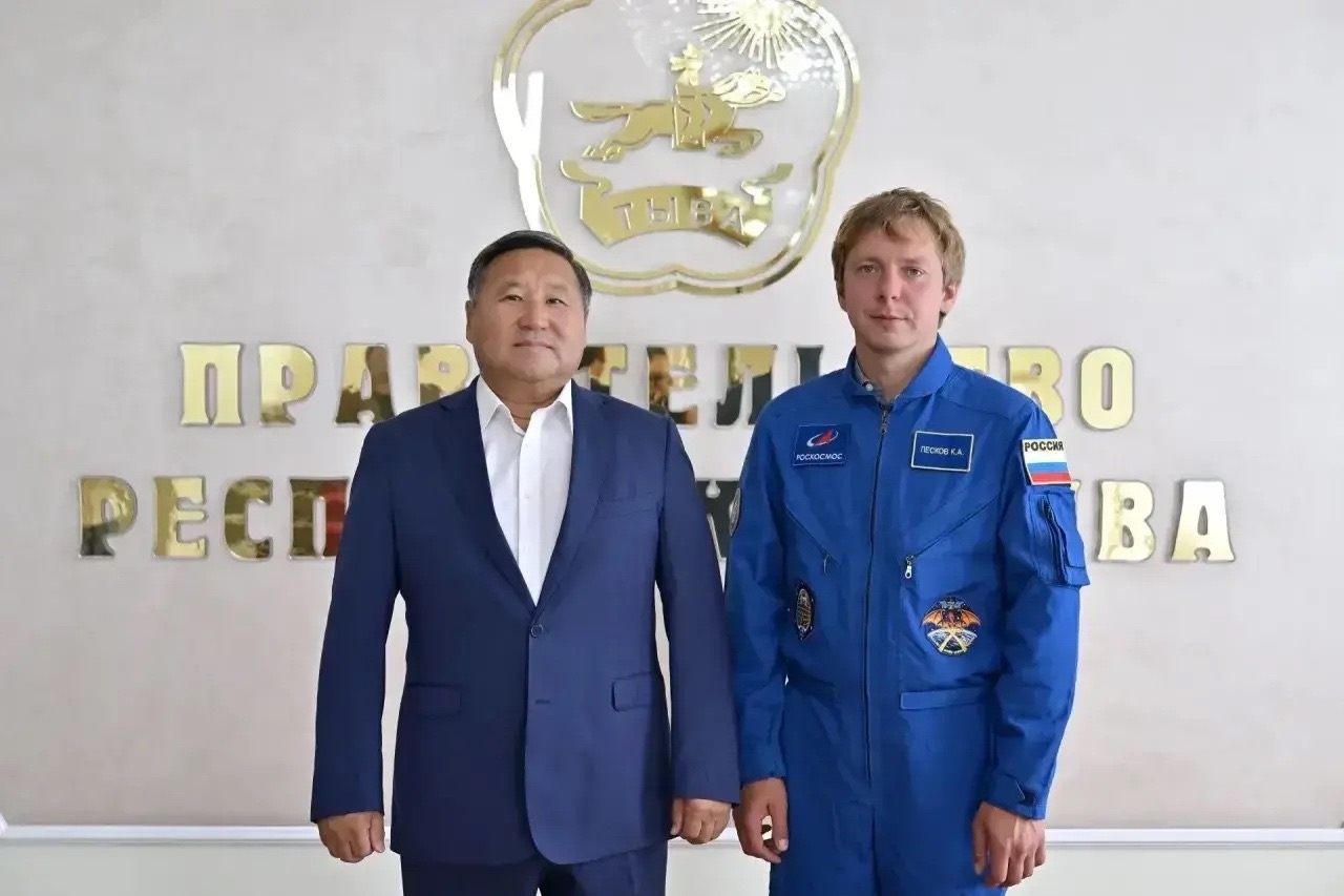 В дни проведения форума встретился с космонавтом Роскосмоса, Героем России Кириллом Песковым