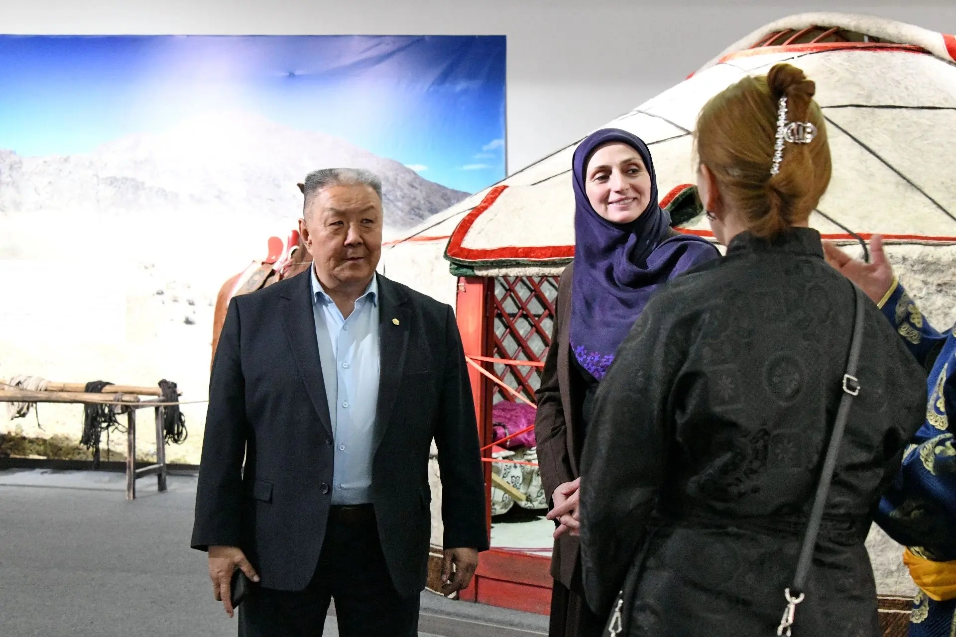 Национальный музей Республики Тыва принял делегацию Фонда поддержки участников СВО и организации «Матери Героев»