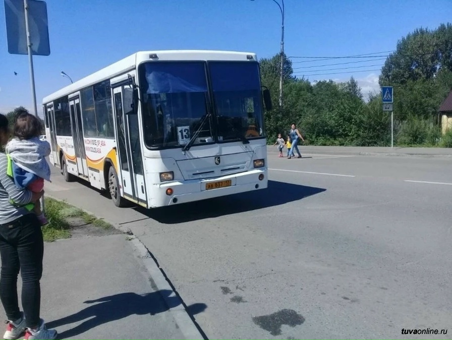 На Радоницу мэрия организует работу общественного транспорта до кладбища